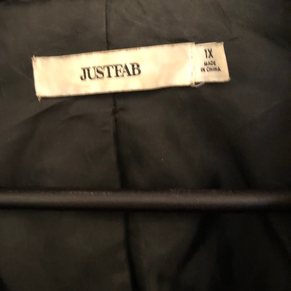 Just Fab size 1x polyester leather like bomber jacket, fun to wear, dress it up - Picture 5 of 8